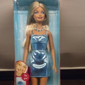 Vintage - Barbie March Aquamarine Birthstone Doll 2010 Mattel V9530